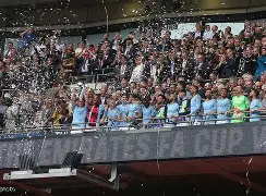 九游体育-埃因霍温今夜战术微调，志在足总杯名次提升，悬念犹存，细节决定成败(夜幕较量剧情介绍20)